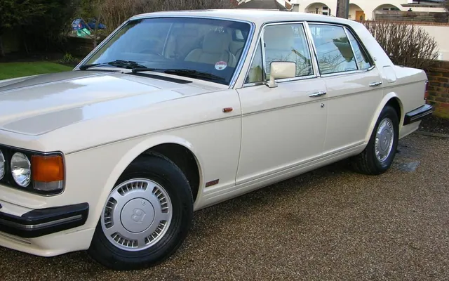 Bentley Turbo