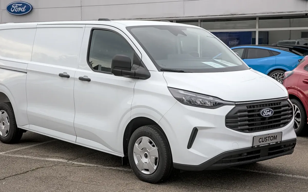 Ford Transit Custom 2023-now