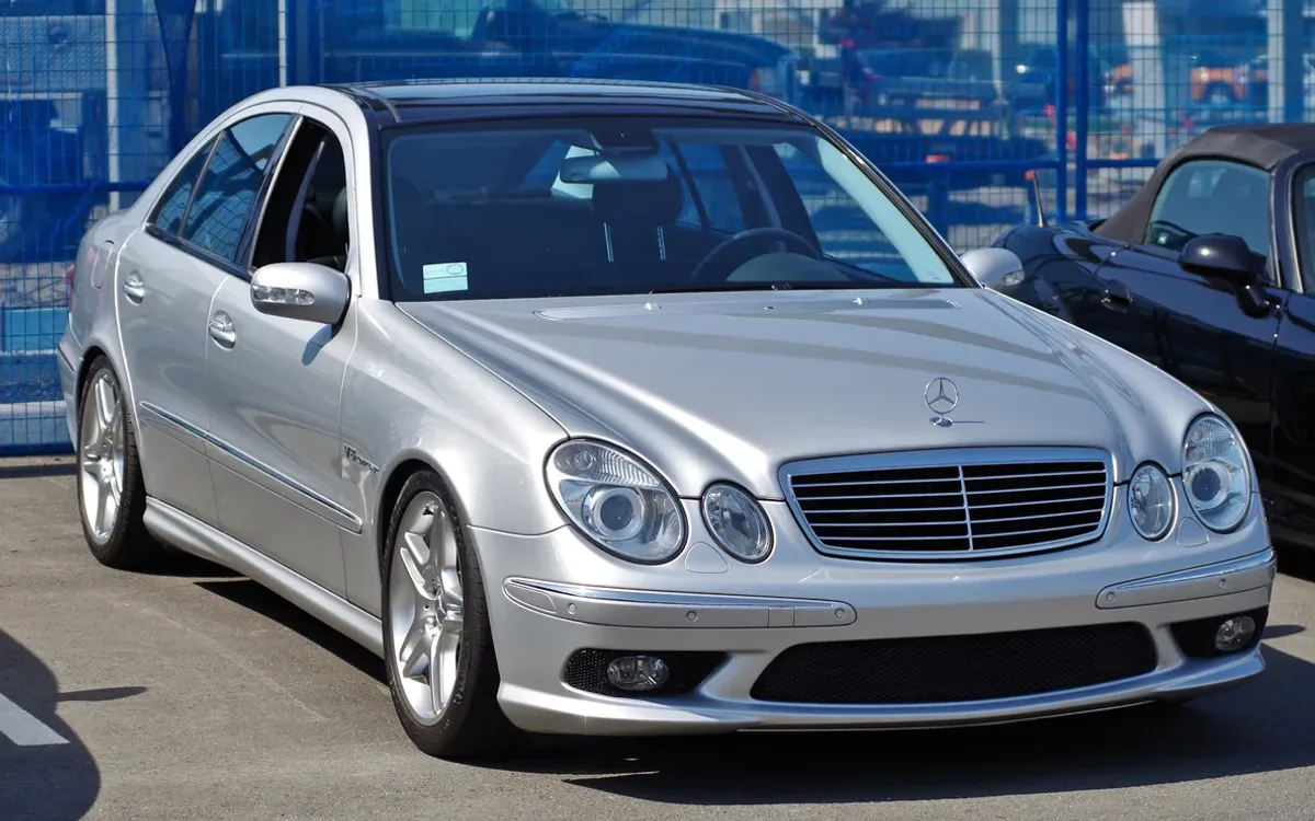 Mercedes Benz E 2002-2009