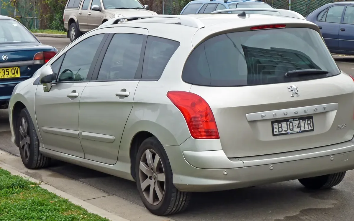 Peugeot 308 2007-2013