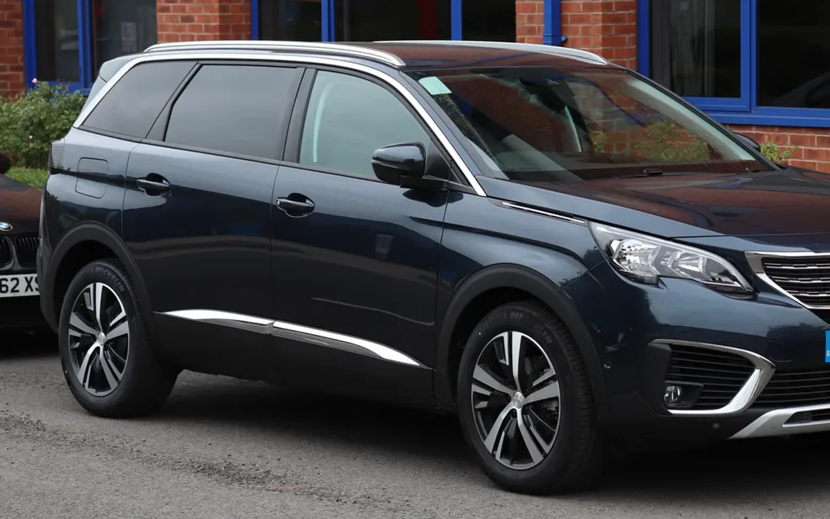 Peugeot 5008 2016-now