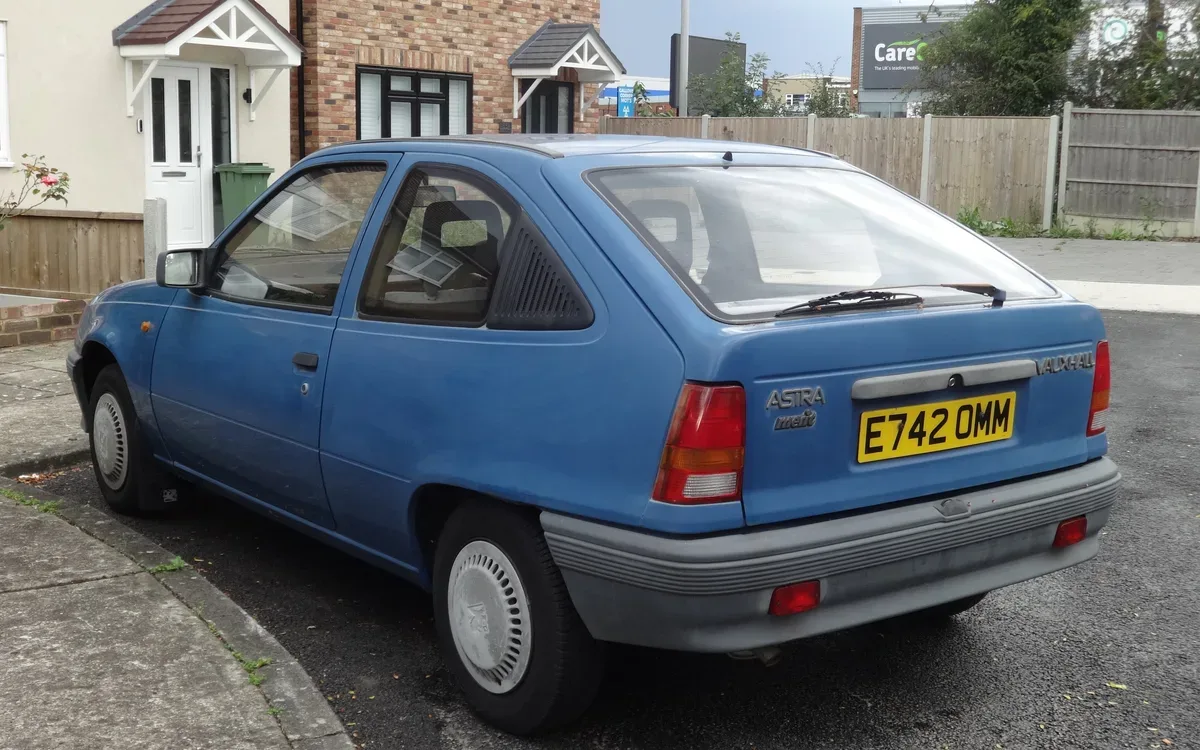 Vauxhall Astra 1984-1991