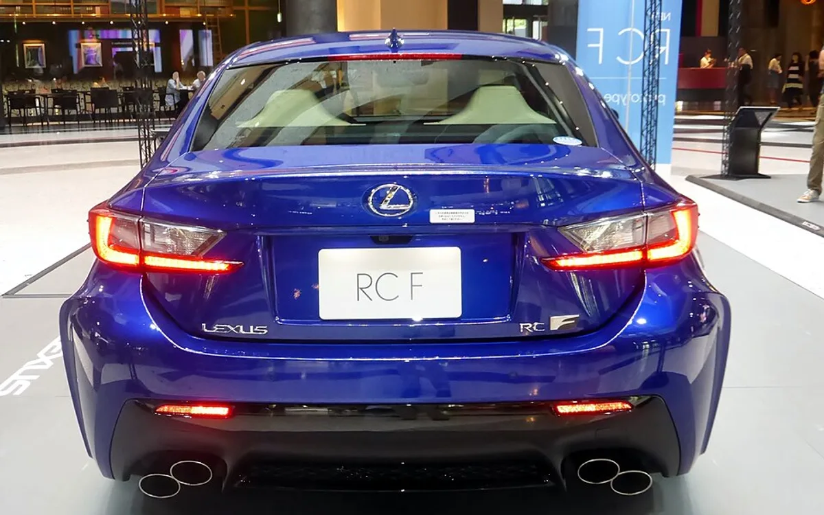 Lexus RC