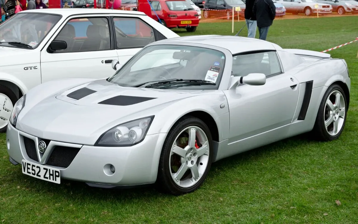 Vauxhall Vx220